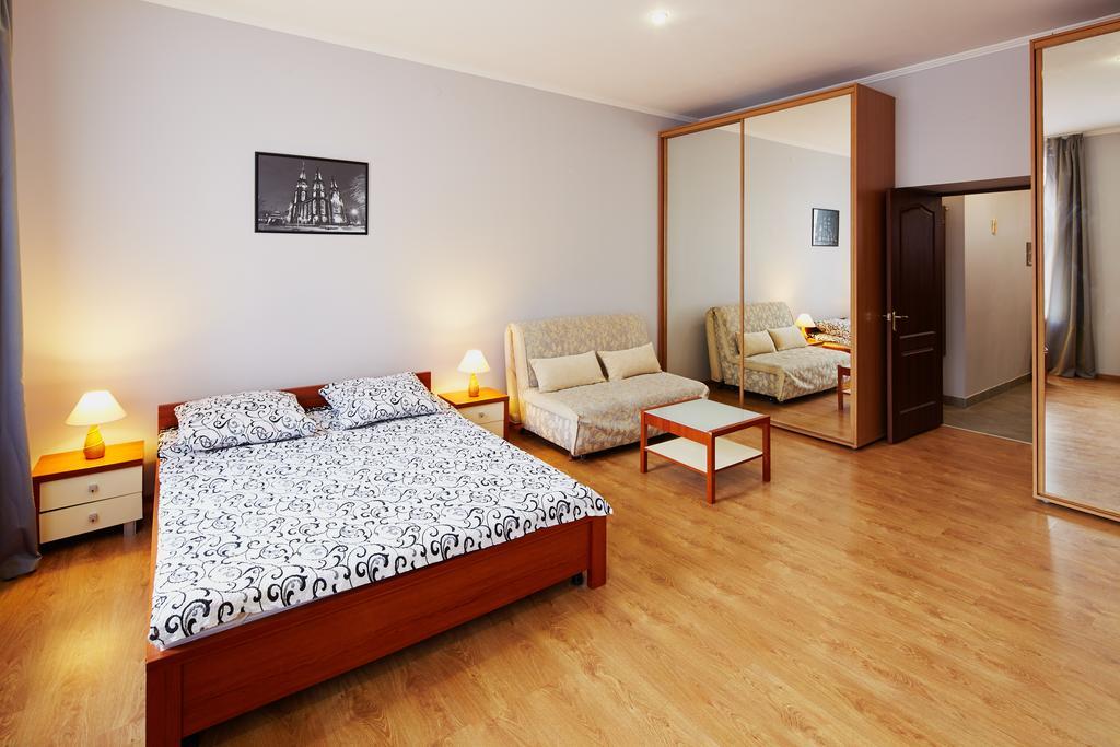 Apartment On The Center Of Leópolis Habitación foto
